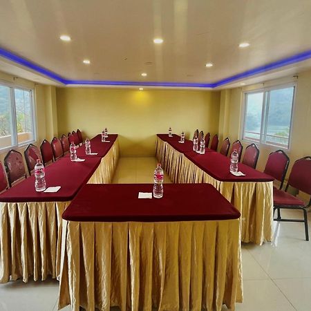 Hotel Lake Shore بوكْرا المظهر الخارجي الصورة