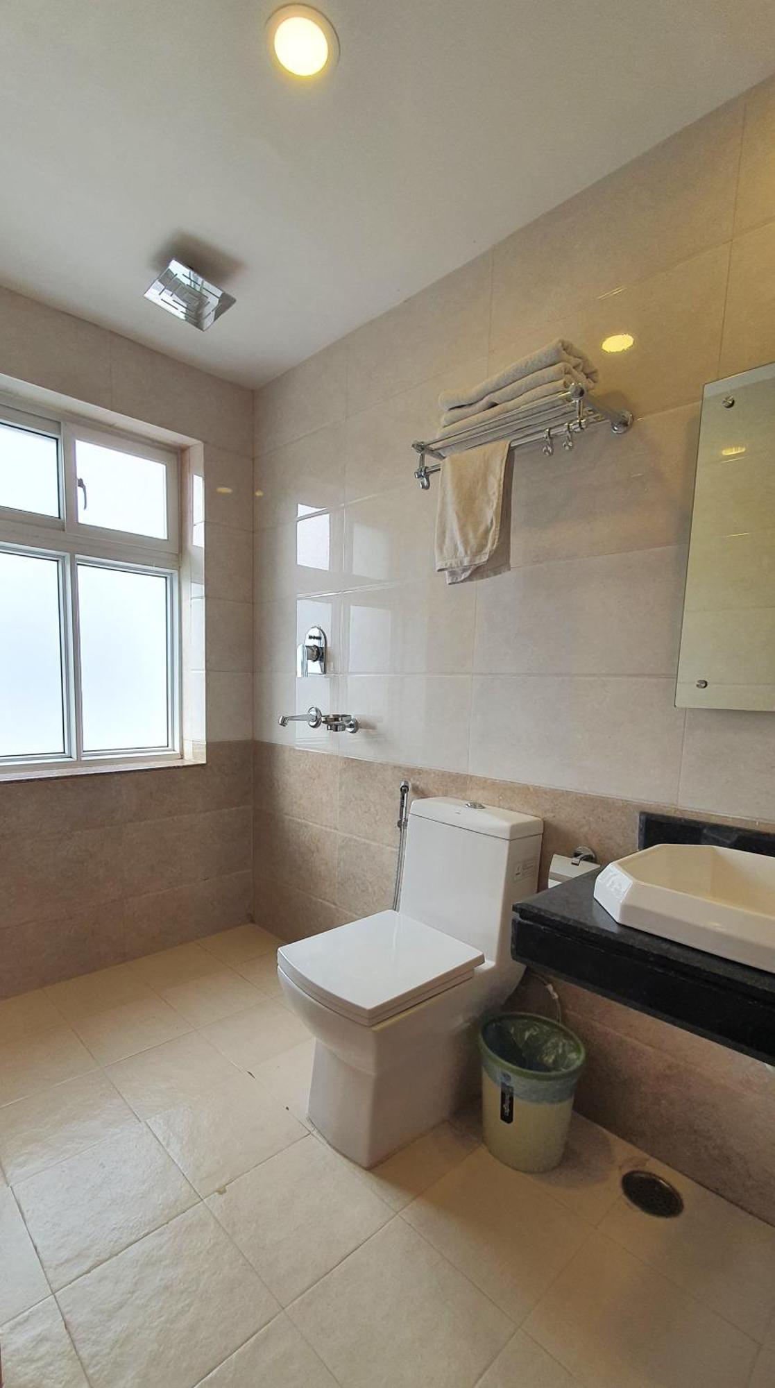 Hotel Lake Shore بوكْرا المظهر الخارجي الصورة