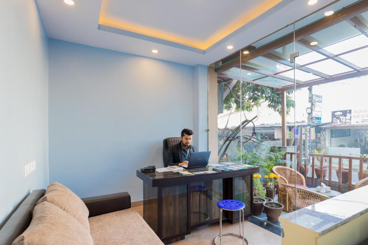 Hotel Lake Shore بوكْرا المظهر الخارجي الصورة
